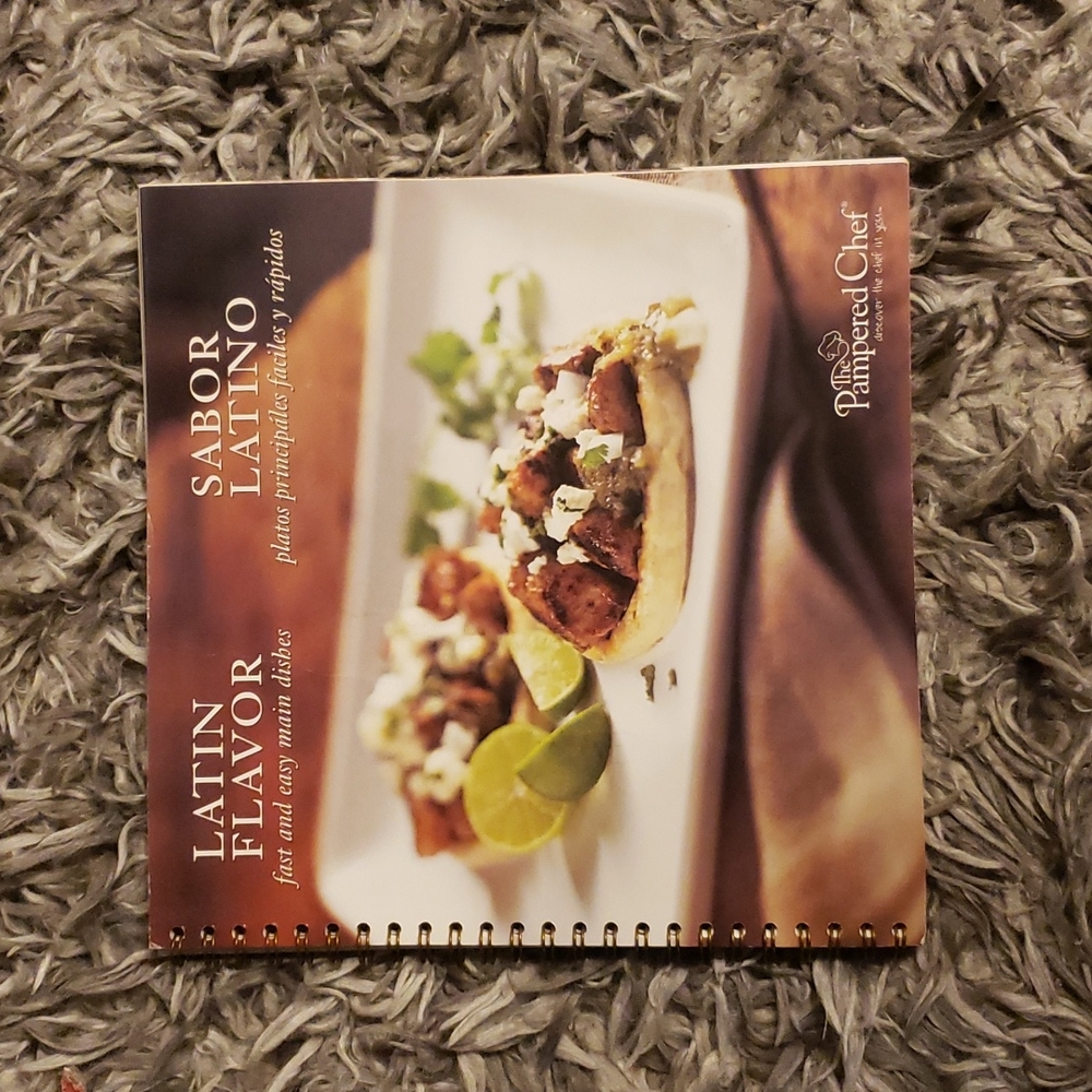 THE PAMPERED CHEF LATIN FLAVOR COOKBOOK